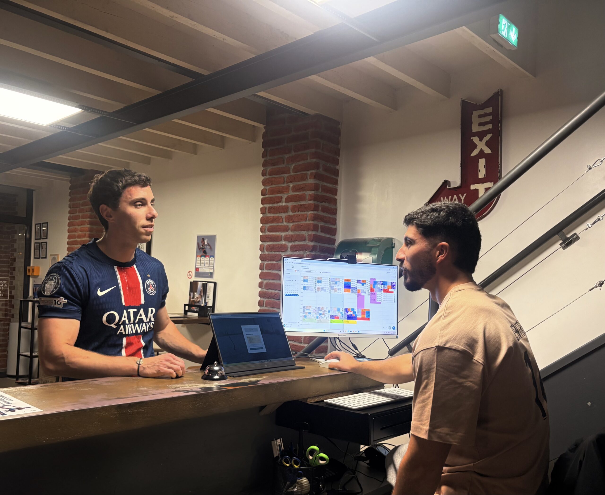 facetune 28 11 2025 17 35 50